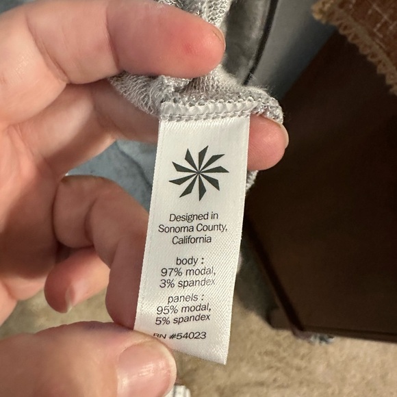 Athleta Lotus Vest Sleeveless Drawstring Hoodie French Terry Cloth Grey Size XL - Picture 9 of 9